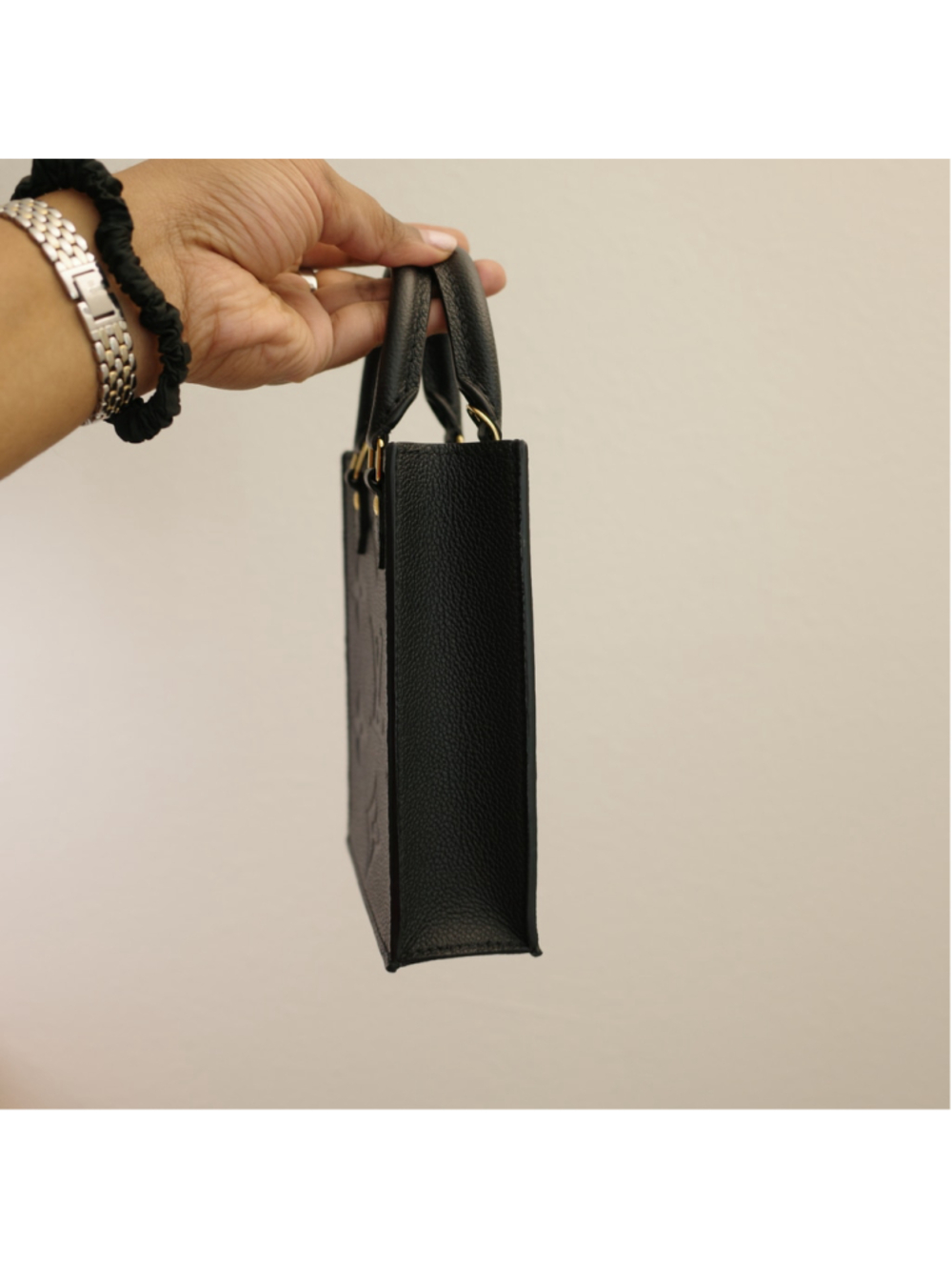 LOUIS VUITTON Petit Sac Plat Black Empreinte Leather - Picture 11 of 11